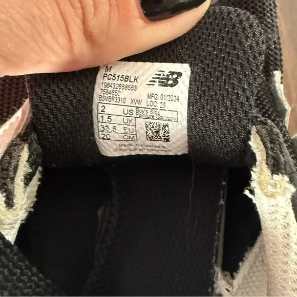 New Balance 515 Kids' Black and White Sneakers - Picture 5 of 5